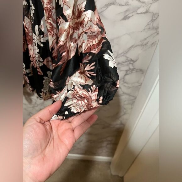 ASOS DESIGN satin stripe blouson mini dress with ring detail in floral print - Picture 5 of 12